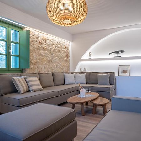 Olvio Suites Kardhamili Buitenkant foto
