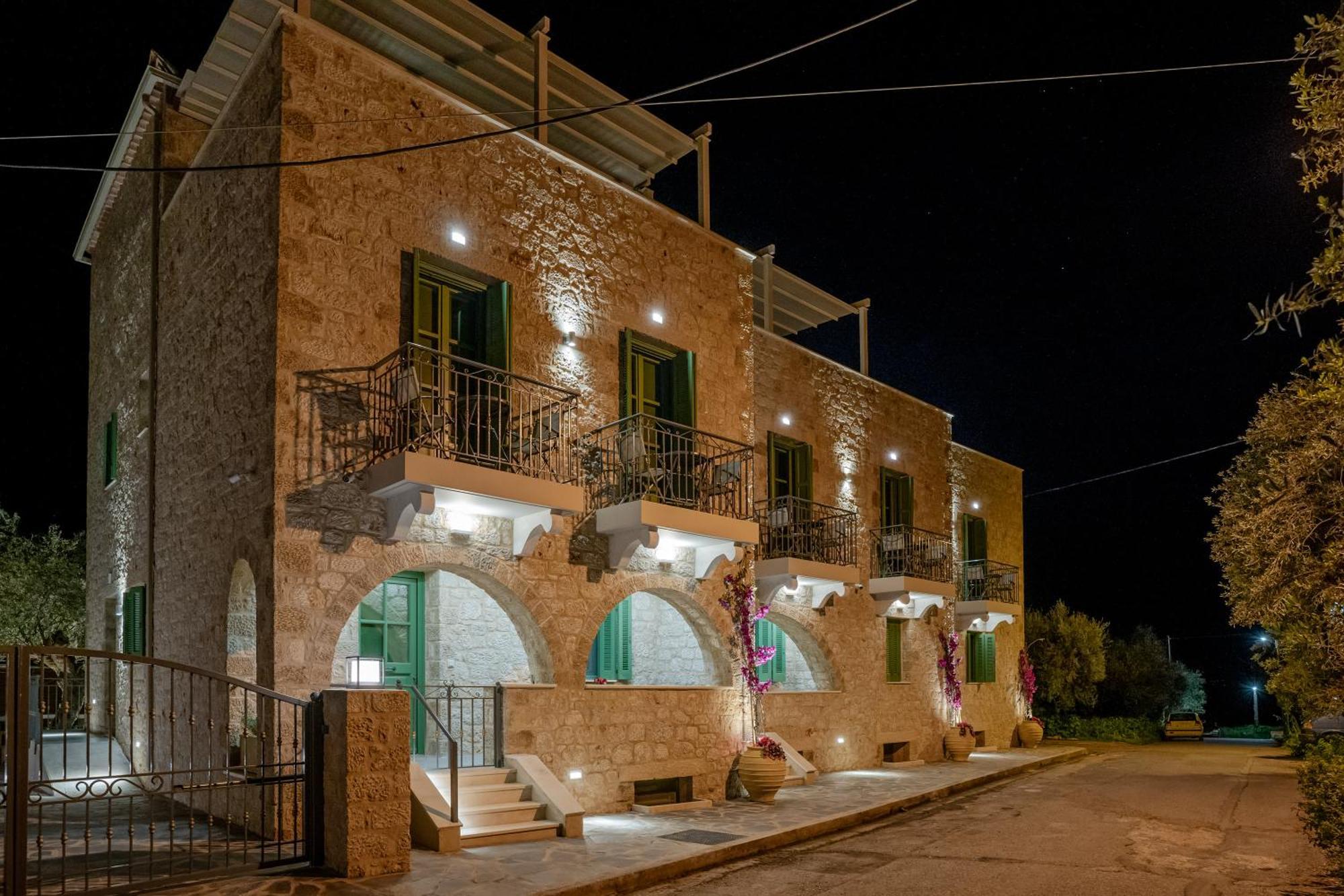 Olvio Suites Kardhamili Buitenkant foto