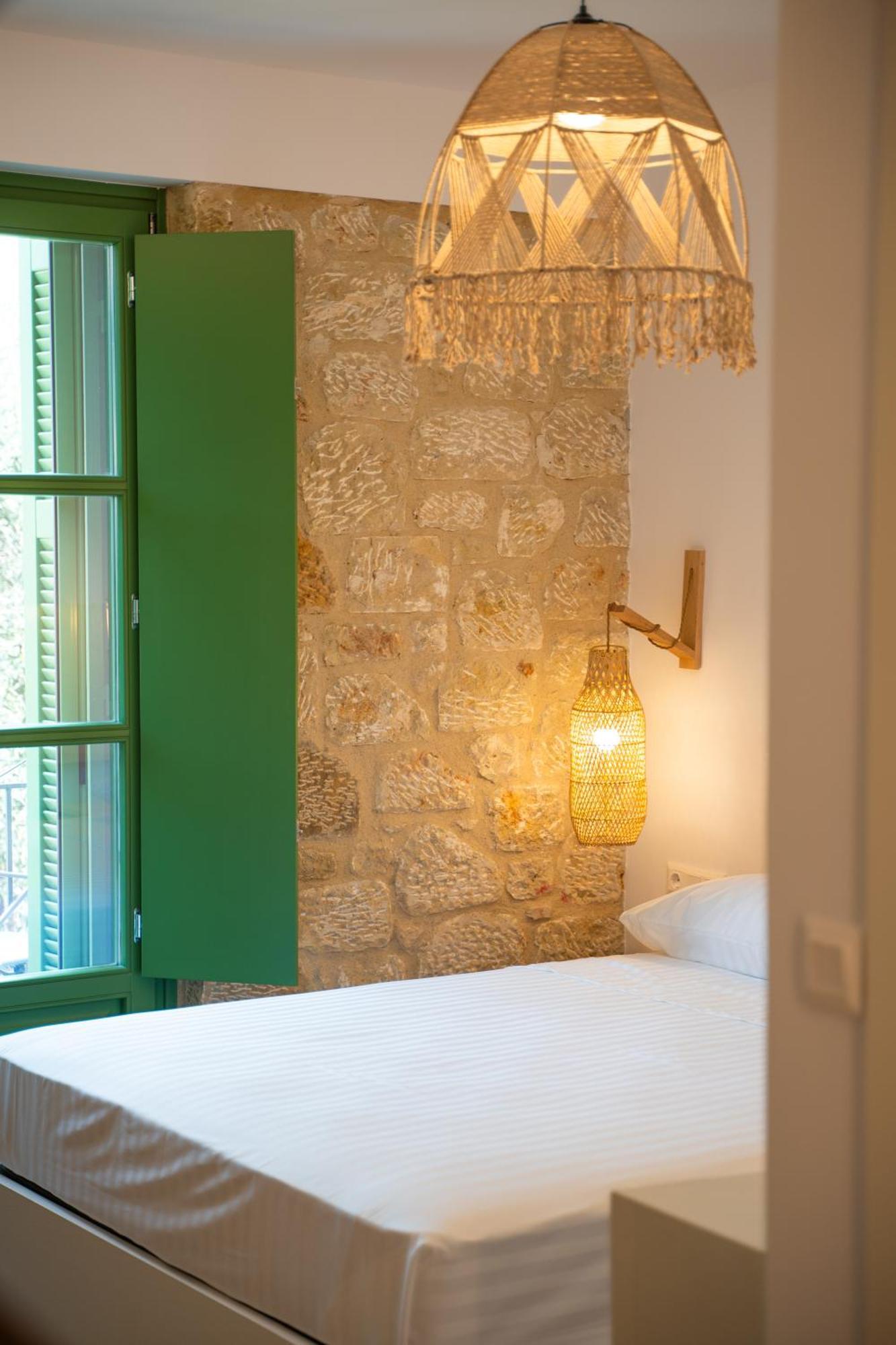 Olvio Suites Kardhamili Buitenkant foto